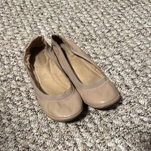 Women's Tan Ballet Flats